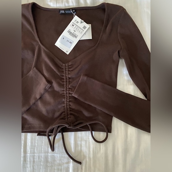 Zara Brown Scrunched Long Sleeve - Picture 2 of 3